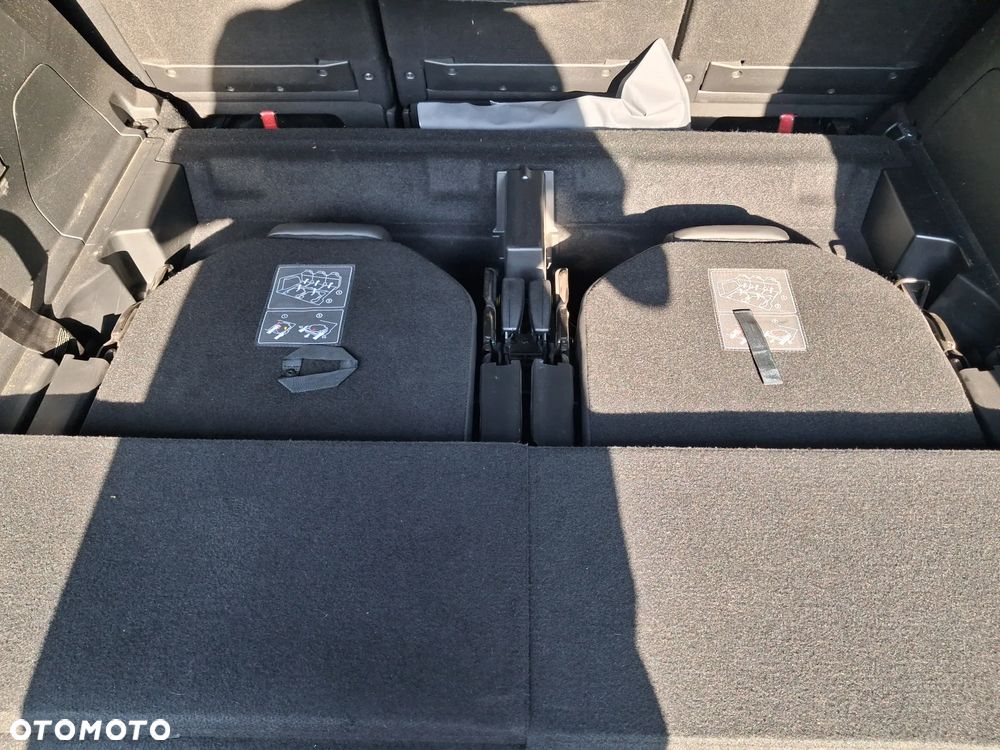 Peugeot 5008 2.0 BlueHDI GT S&S EAT8 - 17