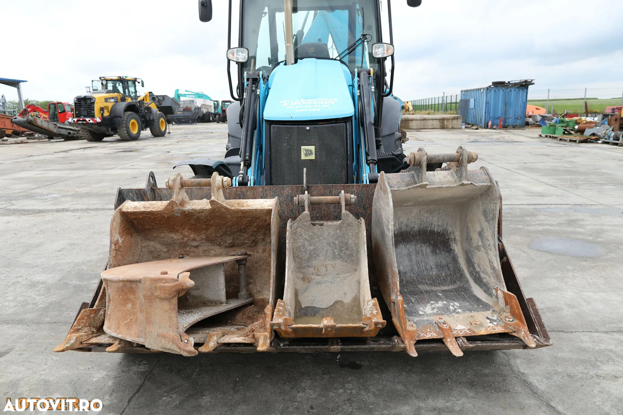 JCB 3CX - 8