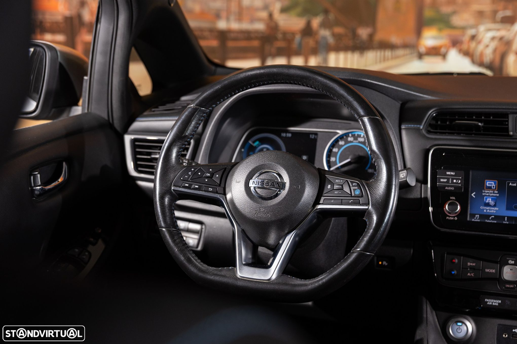 Nissan Leaf N-Connecta - 12
