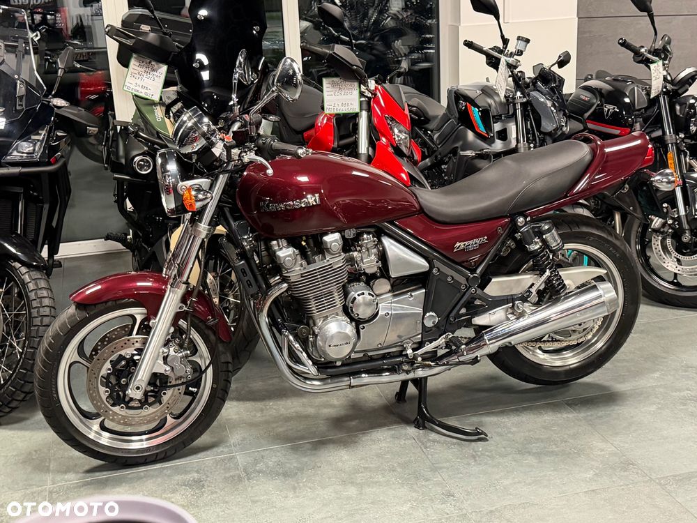 Kawasaki Zephyr - 28