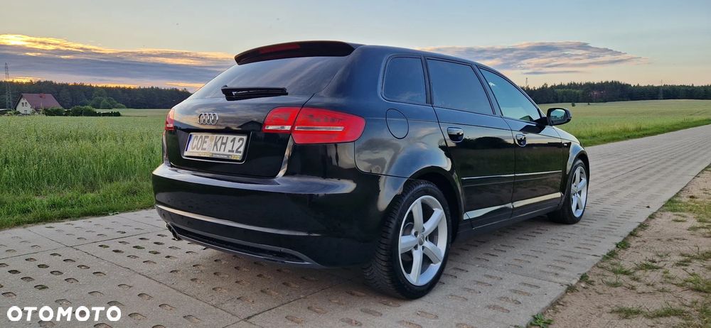 Audi A3 Sportback 2.0 TDI DPF S line Sportpaket - 19