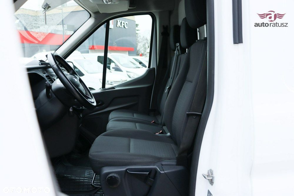 Ford Transit - 18