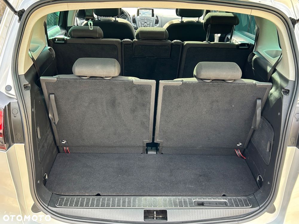 Opel Zafira - 12