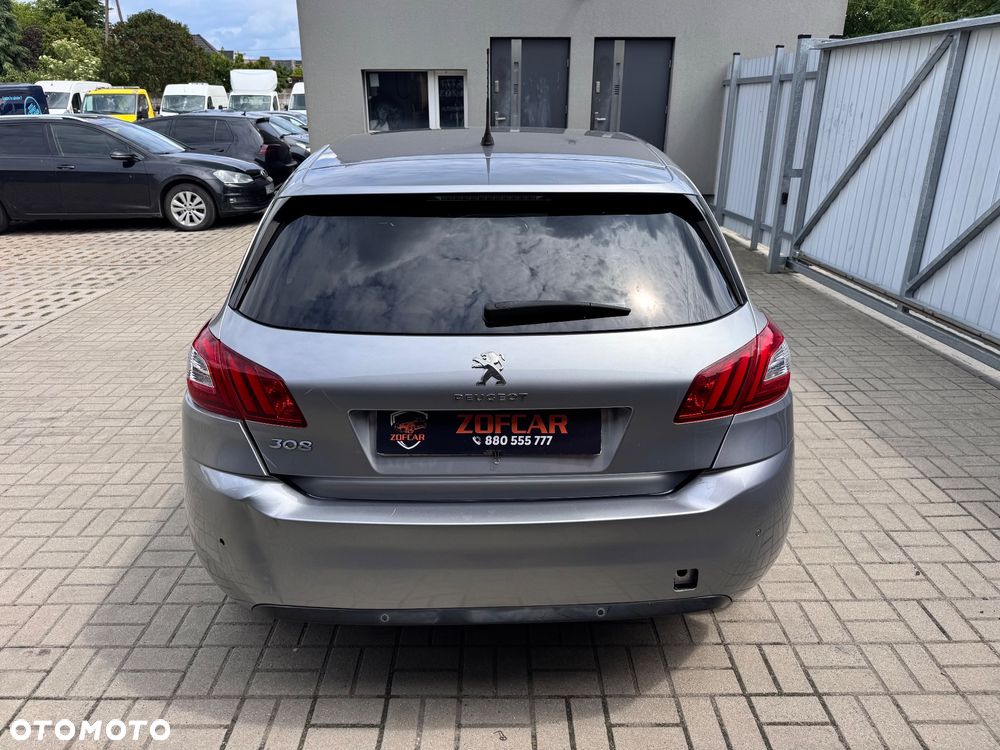 Peugeot 308 - 4