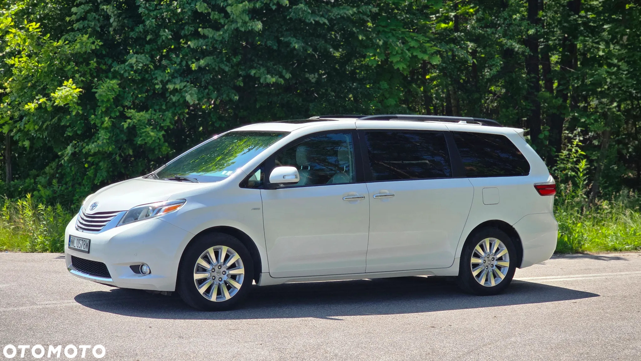 Toyota Sienna 3.5 V6 XLE AWD - 2