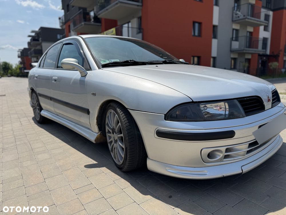 Mitsubishi Carisma 1.8 GDI Automatik Comfort Plus - 2