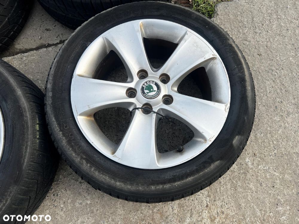 KOŁA FELGI OPONY ZIMOWE SKODA YETI OCTAVIA II SUPERB II 205/55 R16 - 3