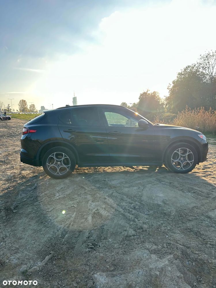 Alfa Romeo Stelvio - 5