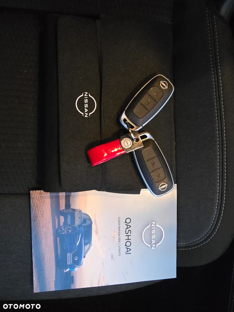 Nissan Qashqai 1.3 DIG-T SHIRO - 34