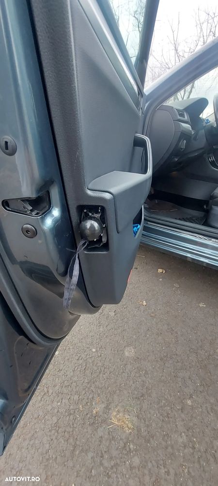 Skoda Superb 2.0 TDI 4X4 DSG Ambition - 12