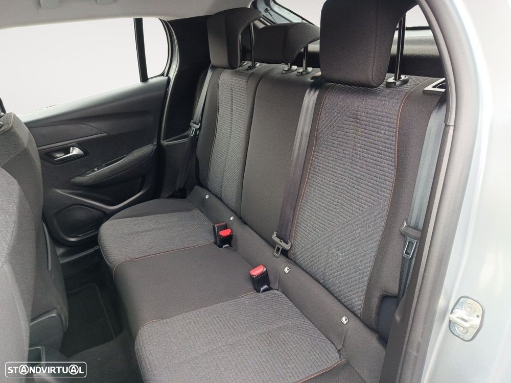 Peugeot 208 1.2 PureTech Style - 13