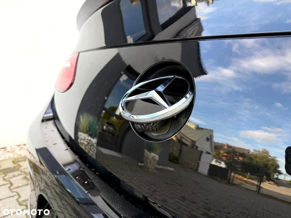 Mercedes-Benz Klasa E 220 d 9G-TRONIC Avantgarde - 32