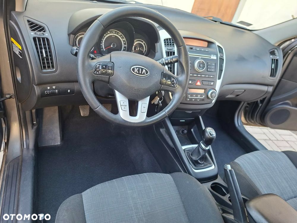 Kia Ceed 1.6 Crdi Comfort - 10