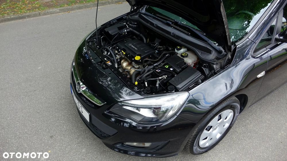 Opel Astra 1.4 Innovation - 24