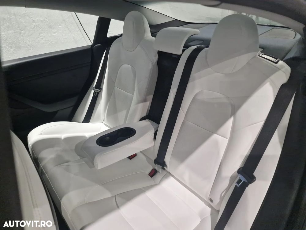 Tesla Model 3 Langstreckenbatterie Allradantrieb Dual Motor - 14