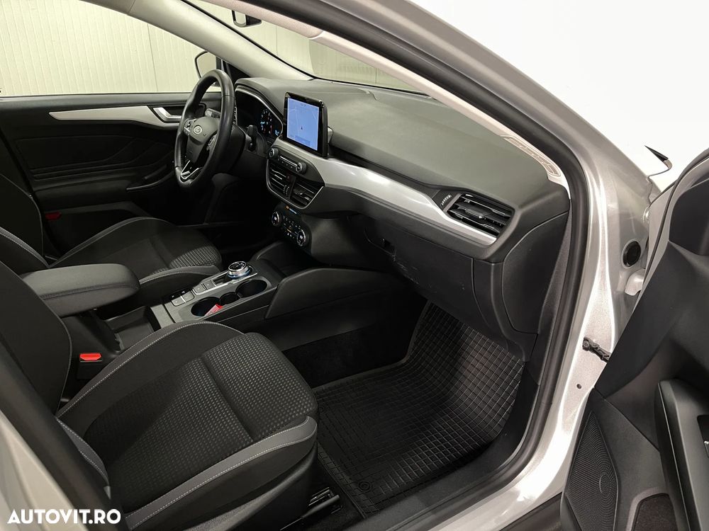 Ford Focus 1.0 EcoBoost Trend Edition - 9