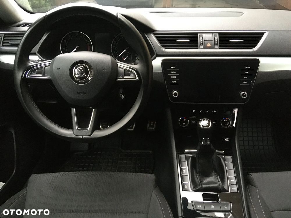 Skoda Superb 1.4 TSI 4x4 ACT Ambition - 9