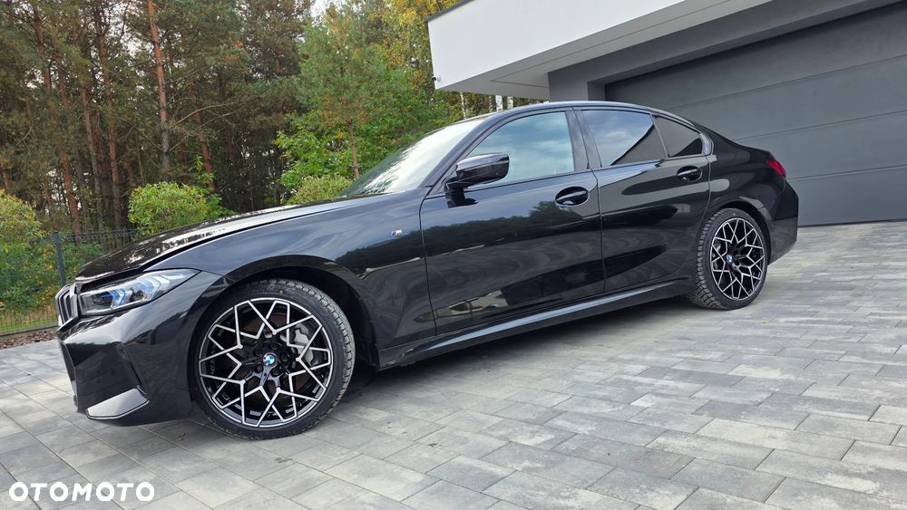 BMW Seria 3 330i xDrive M Sport sport - 1