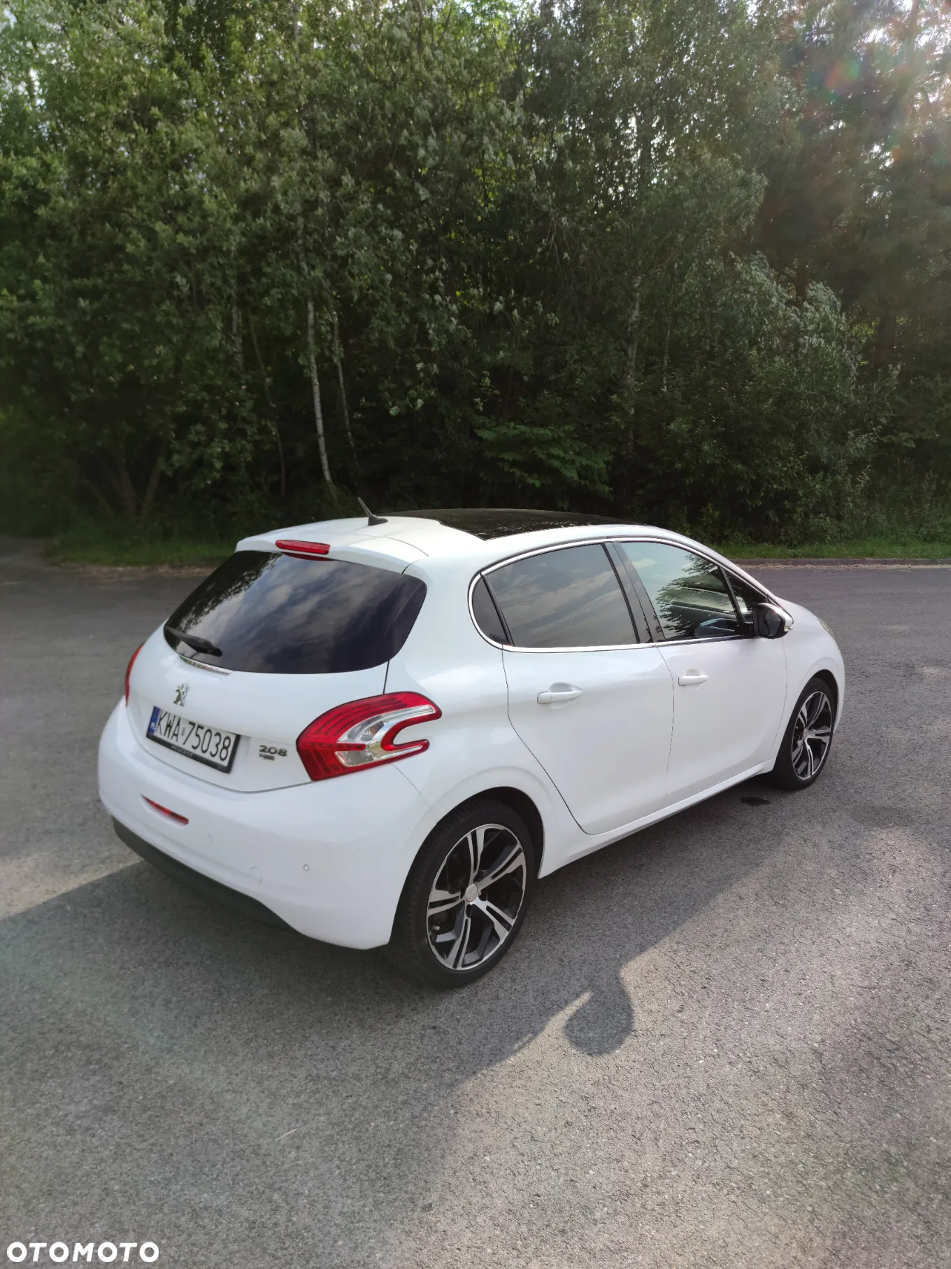 Peugeot 208 1.6 e-HDi Allure STT - 4
