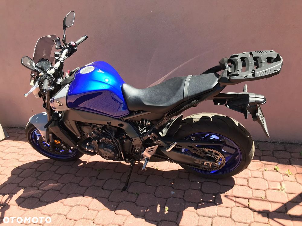 Yamaha MT - 8