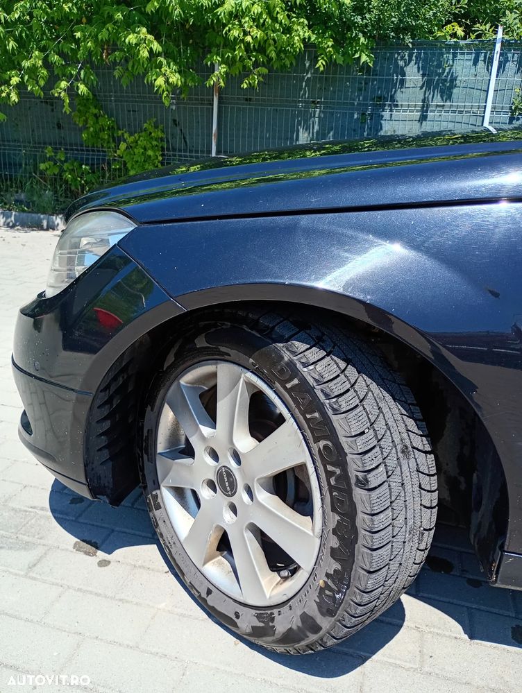 Mercedes-Benz C - 4
