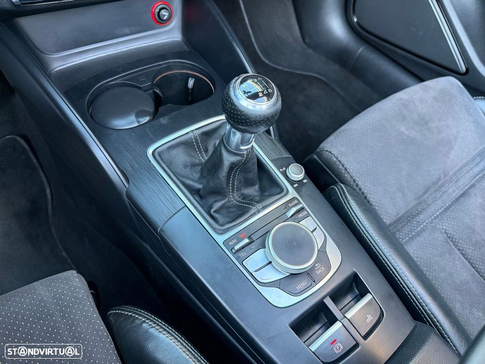 Audi A3 Cabrio 2.0 TDi S-line - 18