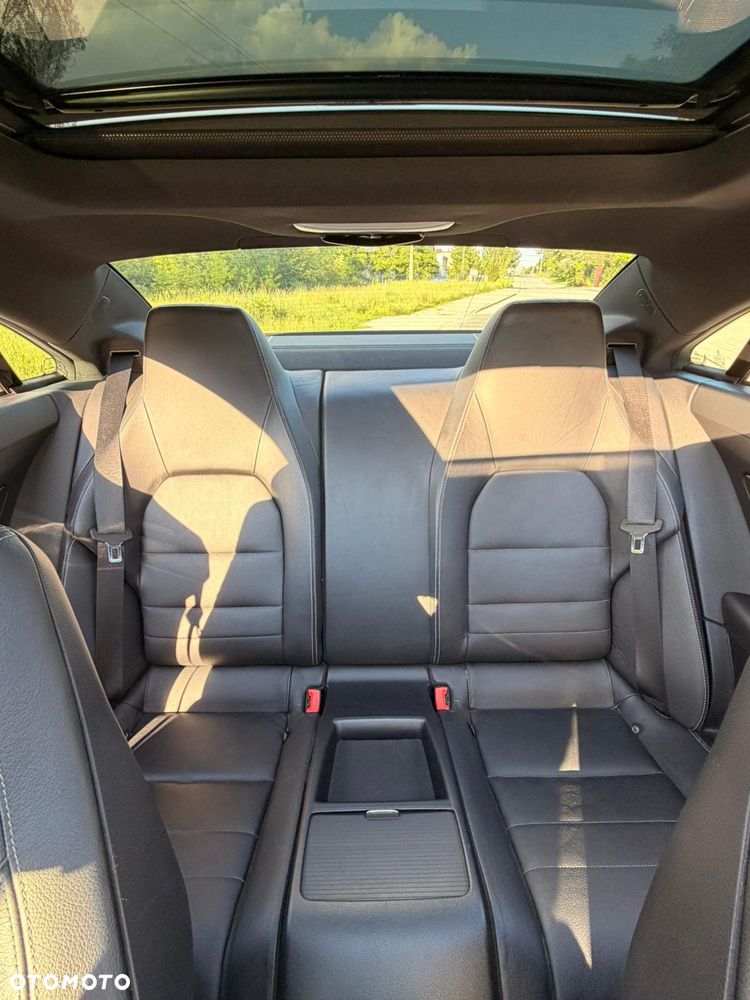Mercedes-Benz Klasa E 250 CGI BlueEFFICIENCY Automatik Avantgarde - 24