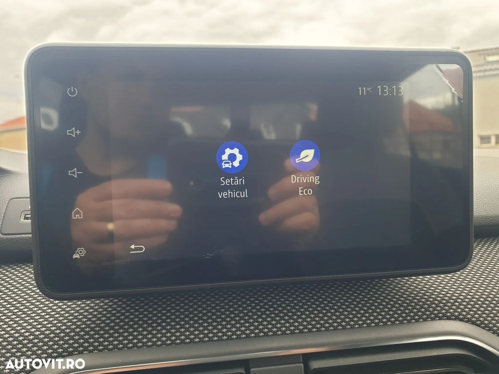 Dacia Logan TCe 90 MT6 Prestige - 25