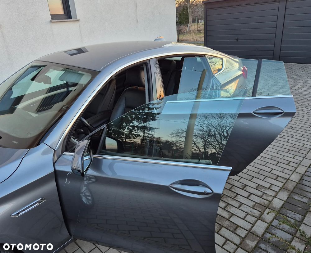 BMW 5GT 520d - 9