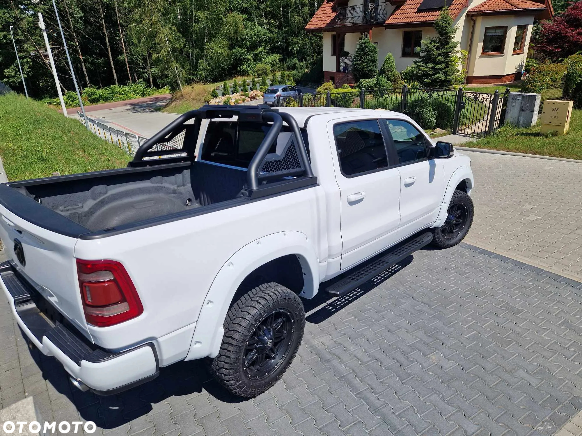 Dodge RAM 1500 5.7 4x4 - 5