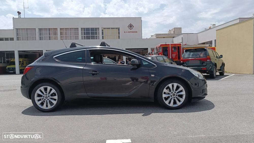 Opel Astra GTC 1.7 CDTi S/S - 2