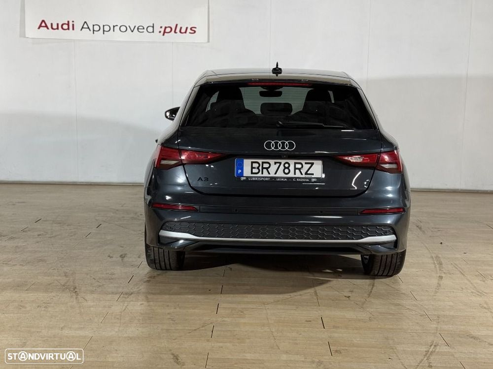 Audi A3 Sportback 30 TFSI SE Business S tronic - 4