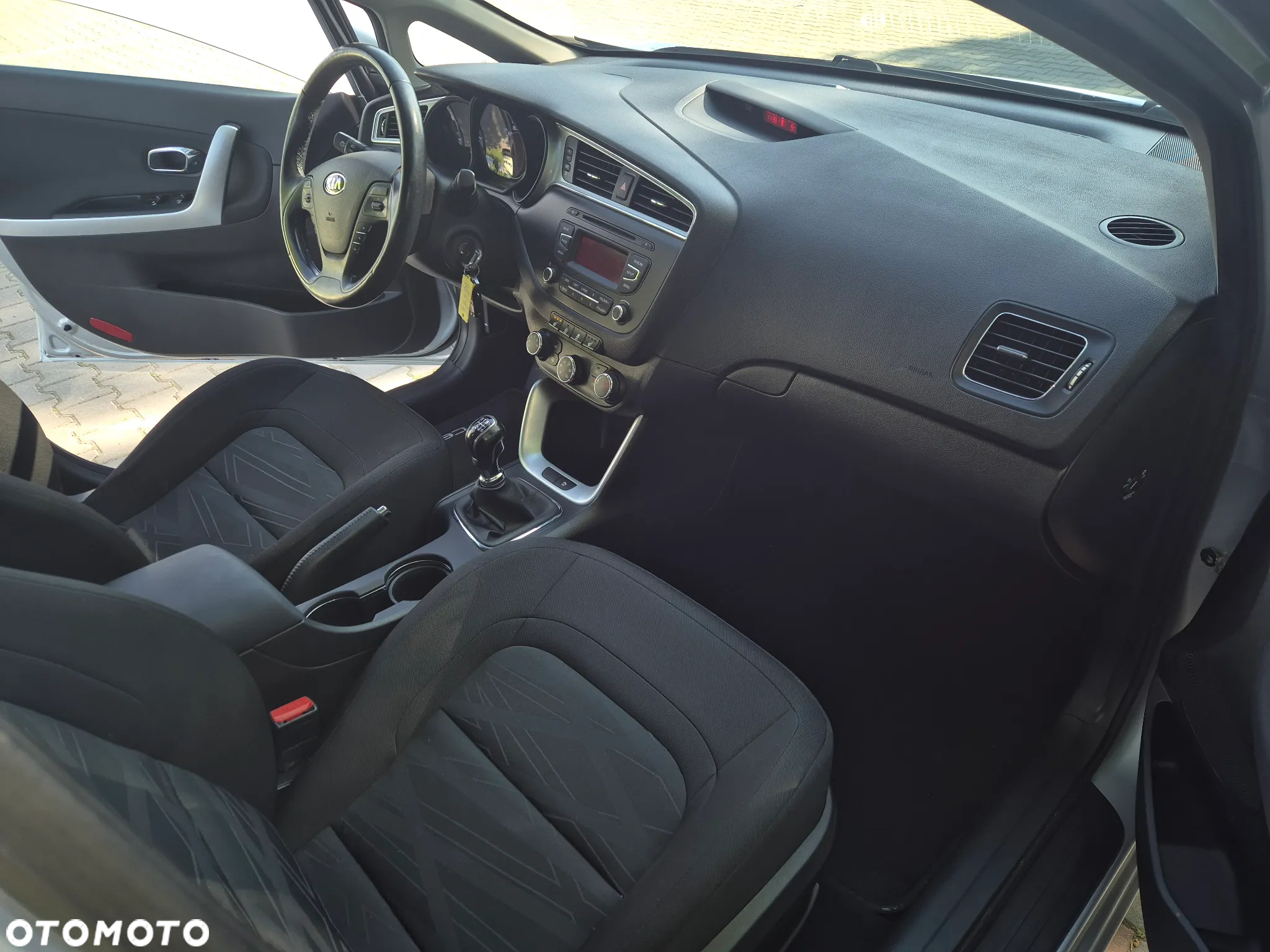 Kia Ceed 1.6 GDI Edition 7 - 12