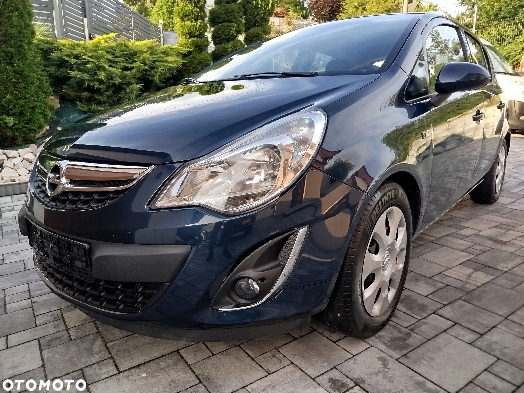 Opel Corsa 1.2 16V Cosmo - 1