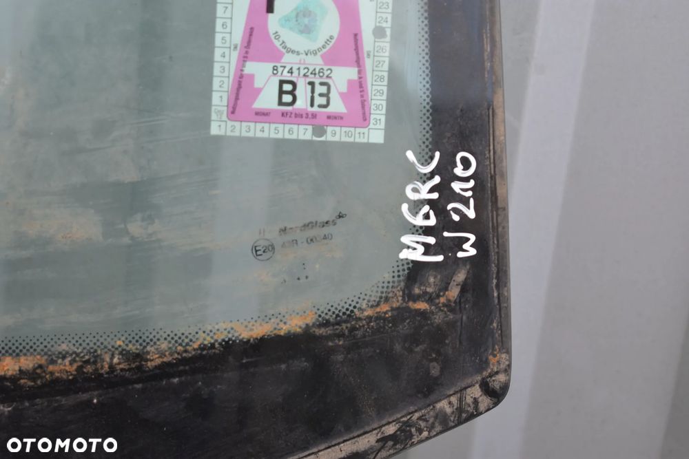 SZYBA PRZÓD CZOŁOWA MERCEDES W210 - 6
