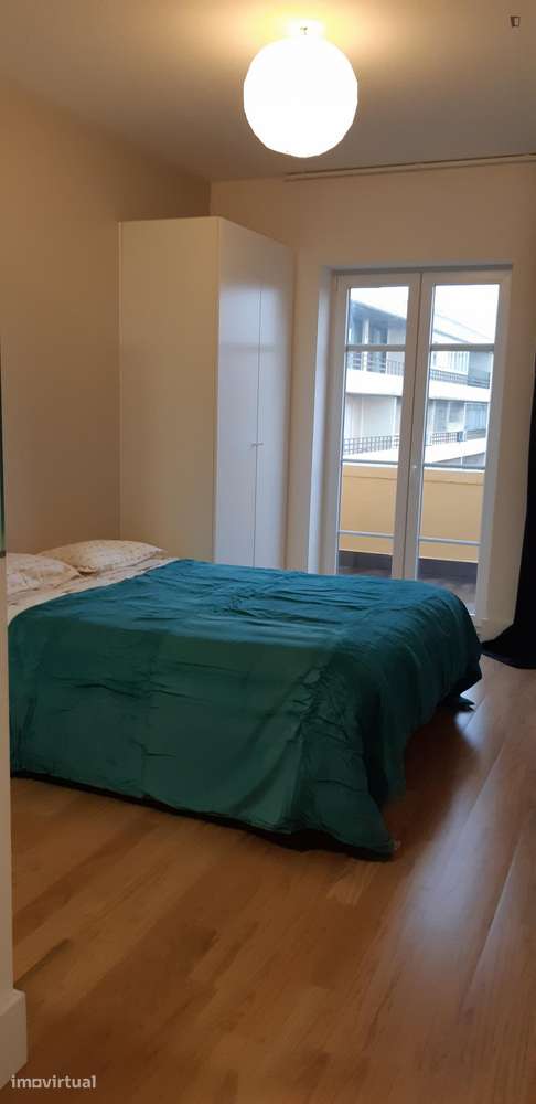 Apartamento com 1 quartos - localizado em Restelo Lisbon - Grande imagem: 4/26