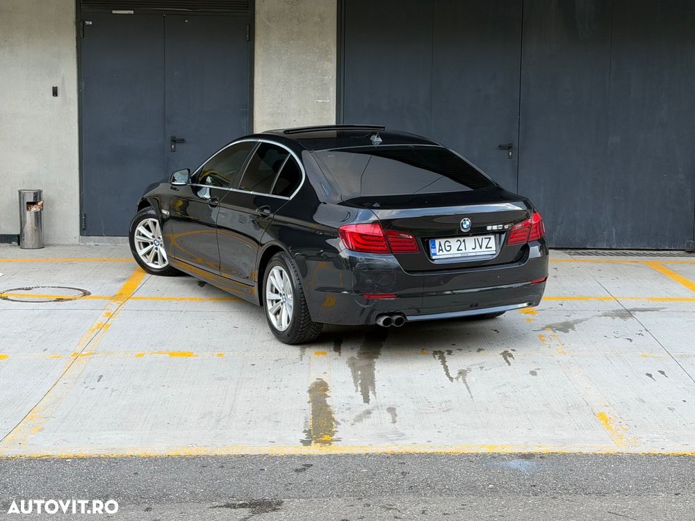 BMW Seria 5 520d Aut. - 3