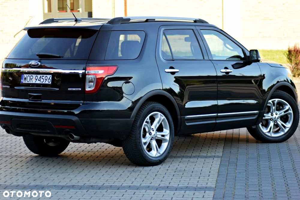 Ford Explorer - 26