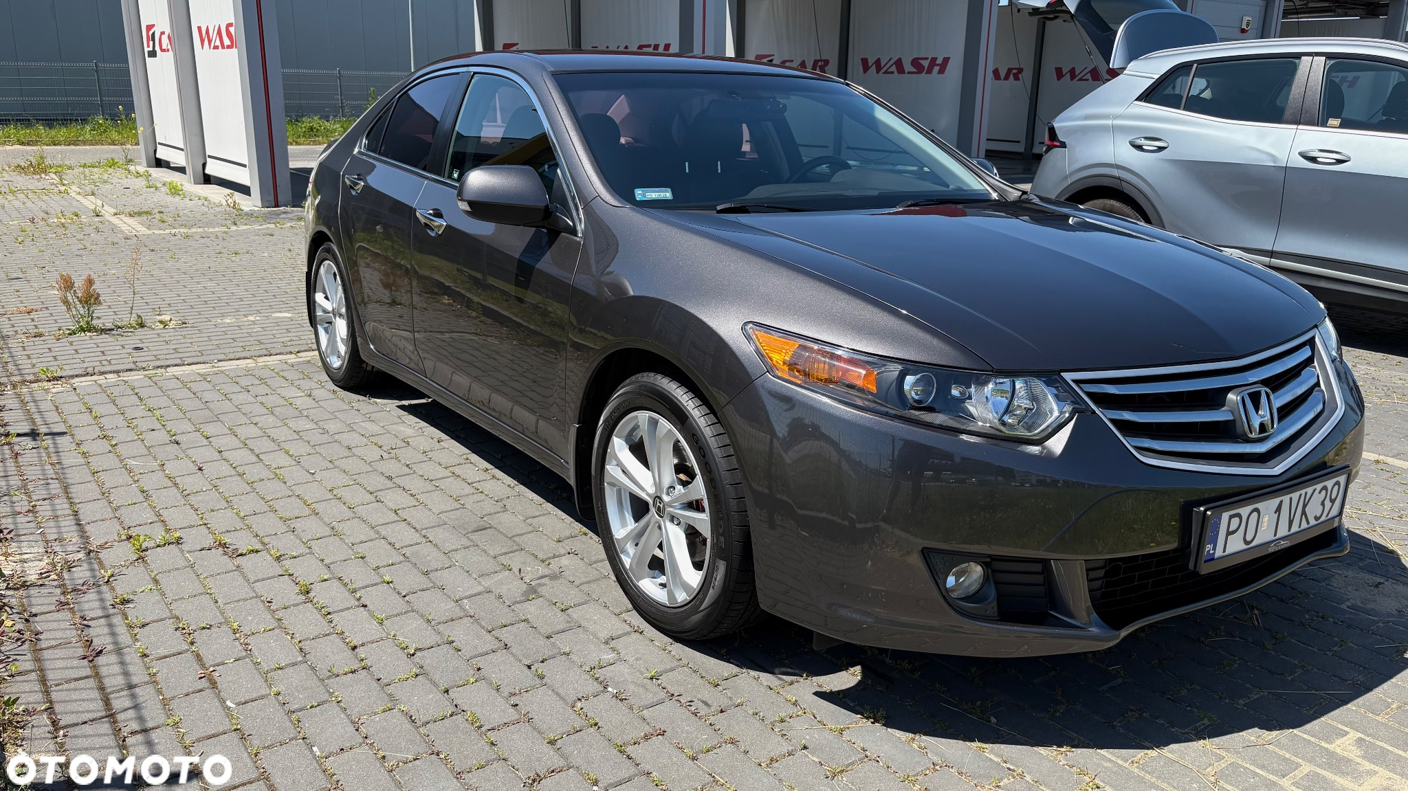 Honda Accord - 2