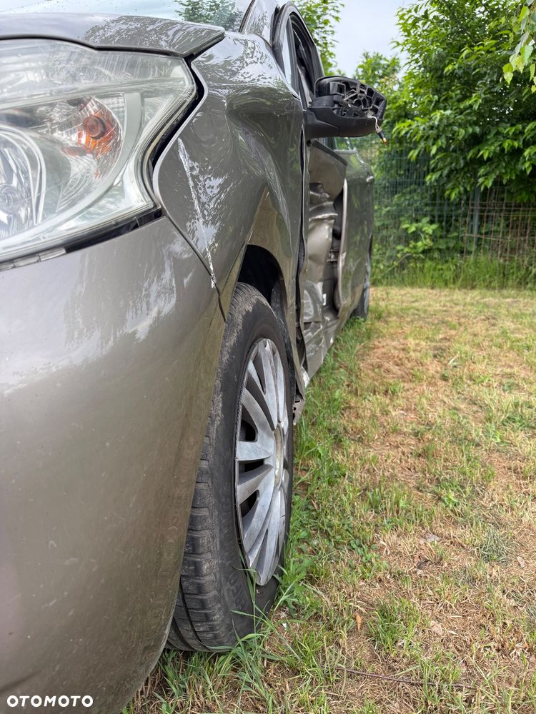 Peugeot 208 1.4 VTi Active - 4