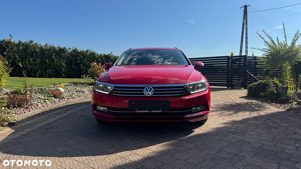 Volkswagen Passat 1.6 TDI (BlueMotion Technology) DSG Comfortline - 2