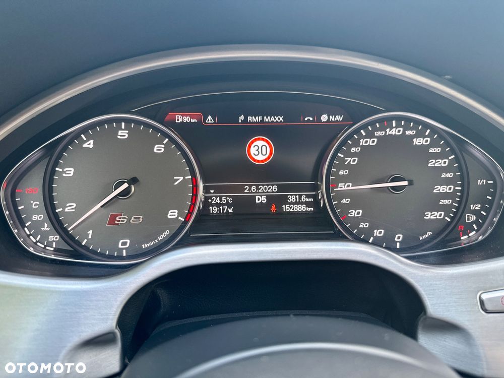 Audi S8 4.0 TFSI Quattro - 35
