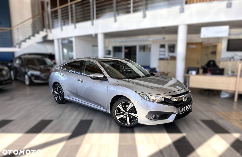 Honda Civic 1.5 i-VTEC Turbo CVT Sport Plus - 3
