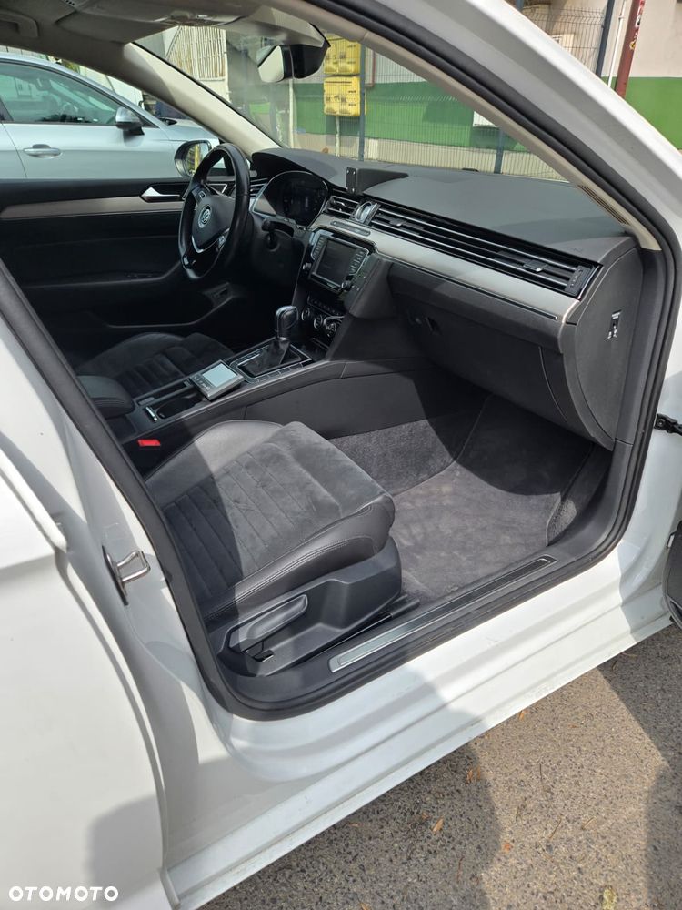 Volkswagen Passat ver-2-0-tdi-4motion-dsg-bluemotion-tech-highline - 5