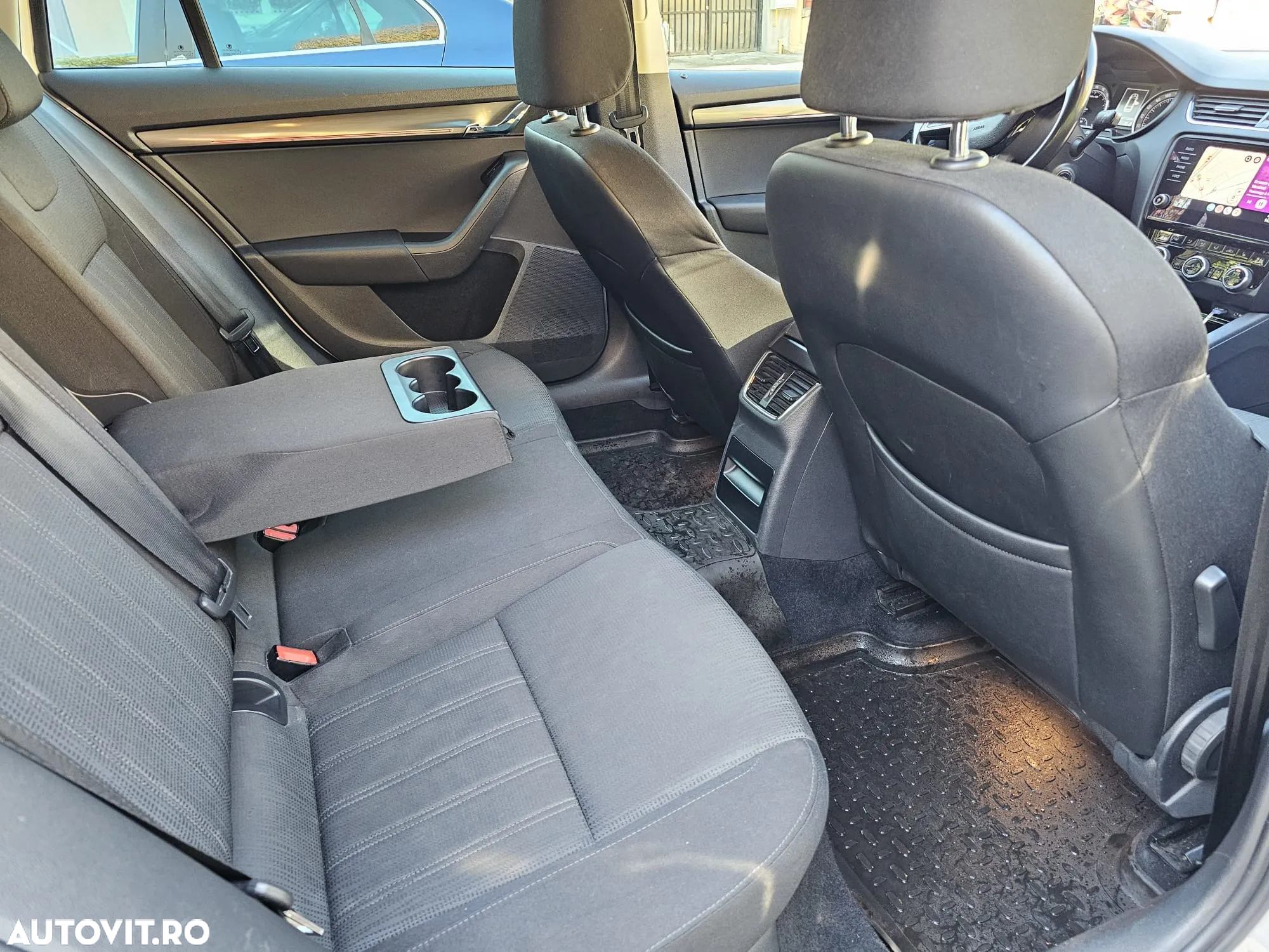 Skoda Octavia Combi Diesel 1.6 TDI DSG Style - 7