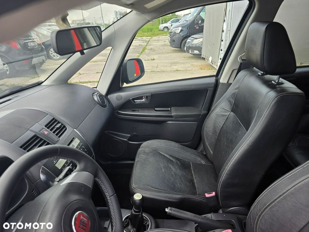 Fiat Sedici - 11