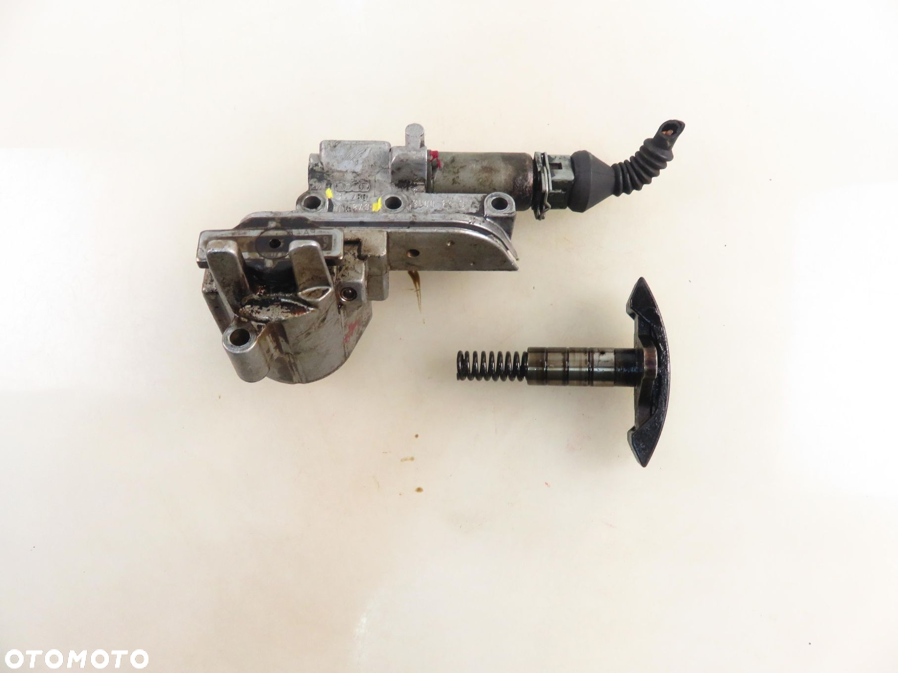 NAPINACZ ŁAŃCUCHA AUDI A6 (4B2, C5) 2.8 quattro - ACK 078109087C - 11