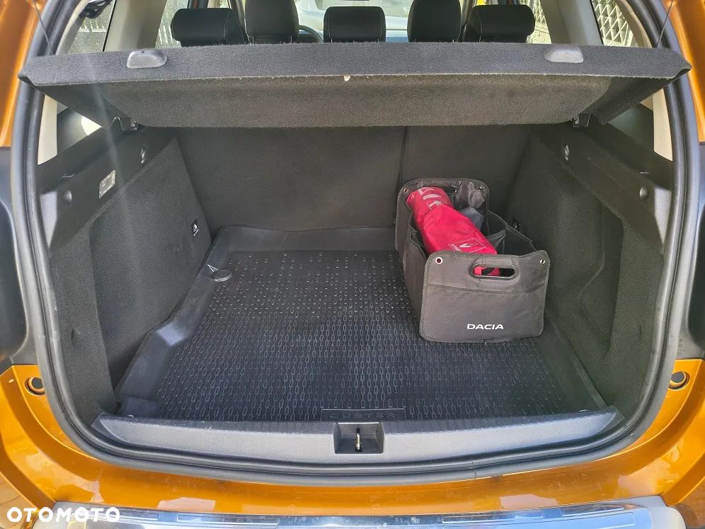 Dacia Duster 1.6 SCe Prestige - 29