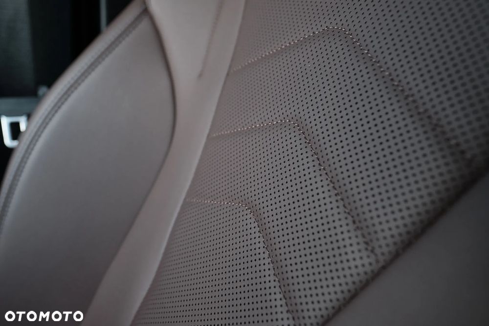 BMW X1 xDrive25i Sport Line sport - 24