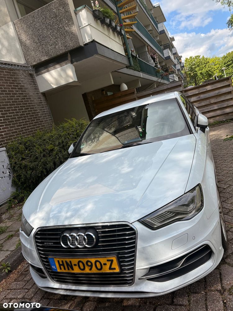Audi A3 Sportback 1.4 TFSI E-tron Ambition e-S tronic - 3